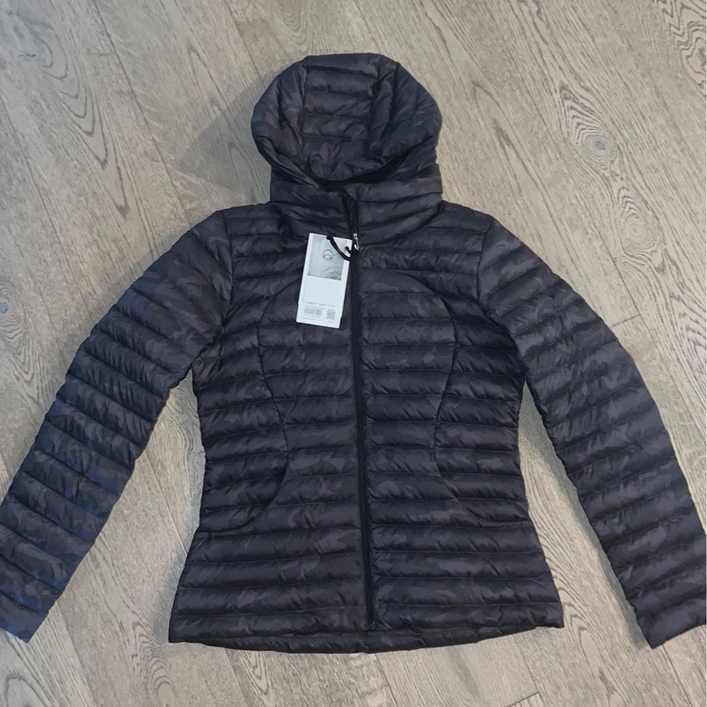Lululemon Pack it Down Jacket Camo Multi Grey ICMG 10 NWT